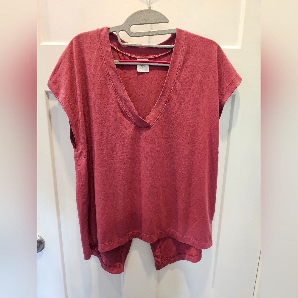 Athleta Women’s V-Neck Tunic Tee Top Burgundy Rose Modal Blend Size M